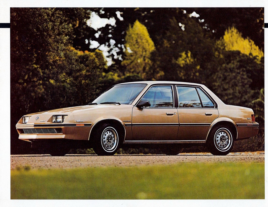 n_1986 Buick Skyhawk (Cdn)-02.jpg